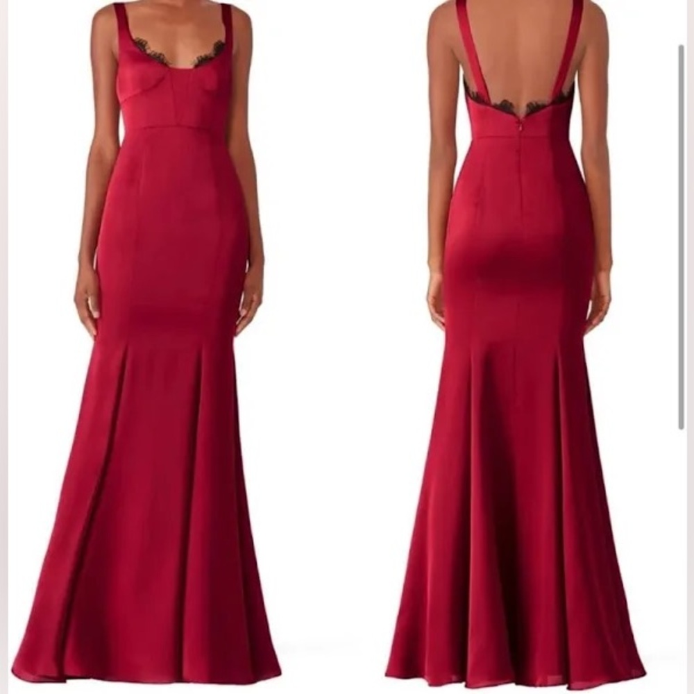 SZ 8 | Mermaid Red Satin Dress w/ Black Lace